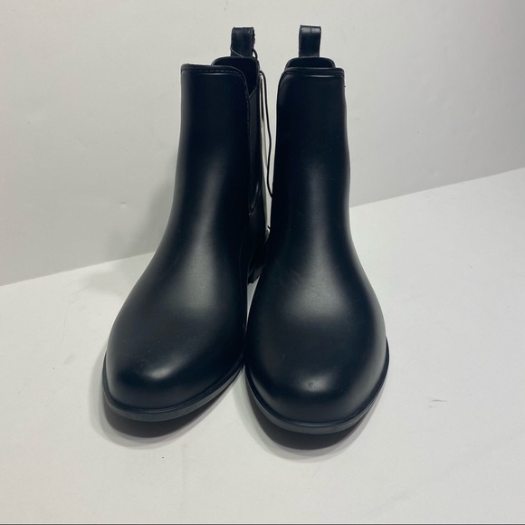 NWT Black Rubber Waterproof Womens Chelsea Boots - Picture 2 of 4